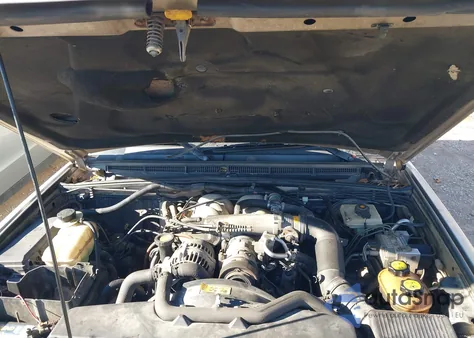 2000 Land Rover Discovery Series Ii Cloth/Series Ii Leather z USA, uszkodzony, nr VIN SALTY1247YA249969